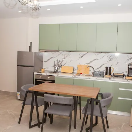Llanaj 5 By Luxlikehome בית נופש נאה פוטידאה